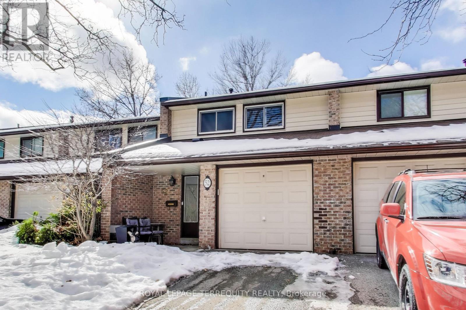 52 - 2020 South Millway, Mississauga, Ontario  L5L 1K2 - Photo 4 - W12163790