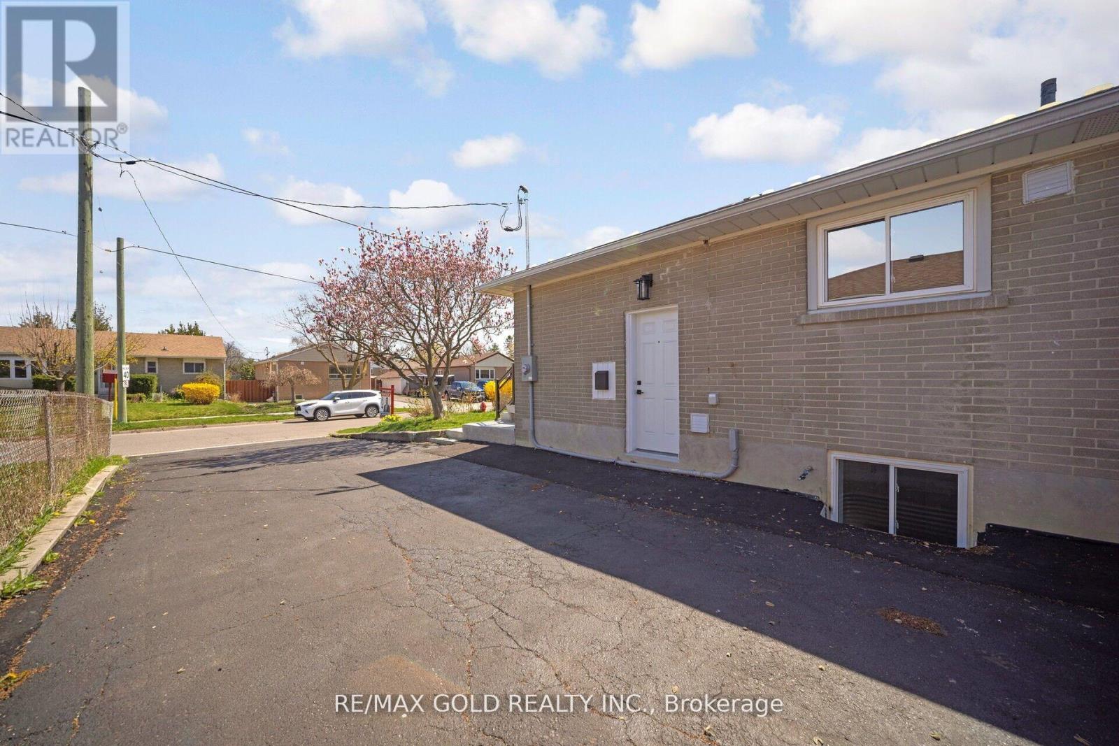 Property at 92 CORNWALL ROAD image 5