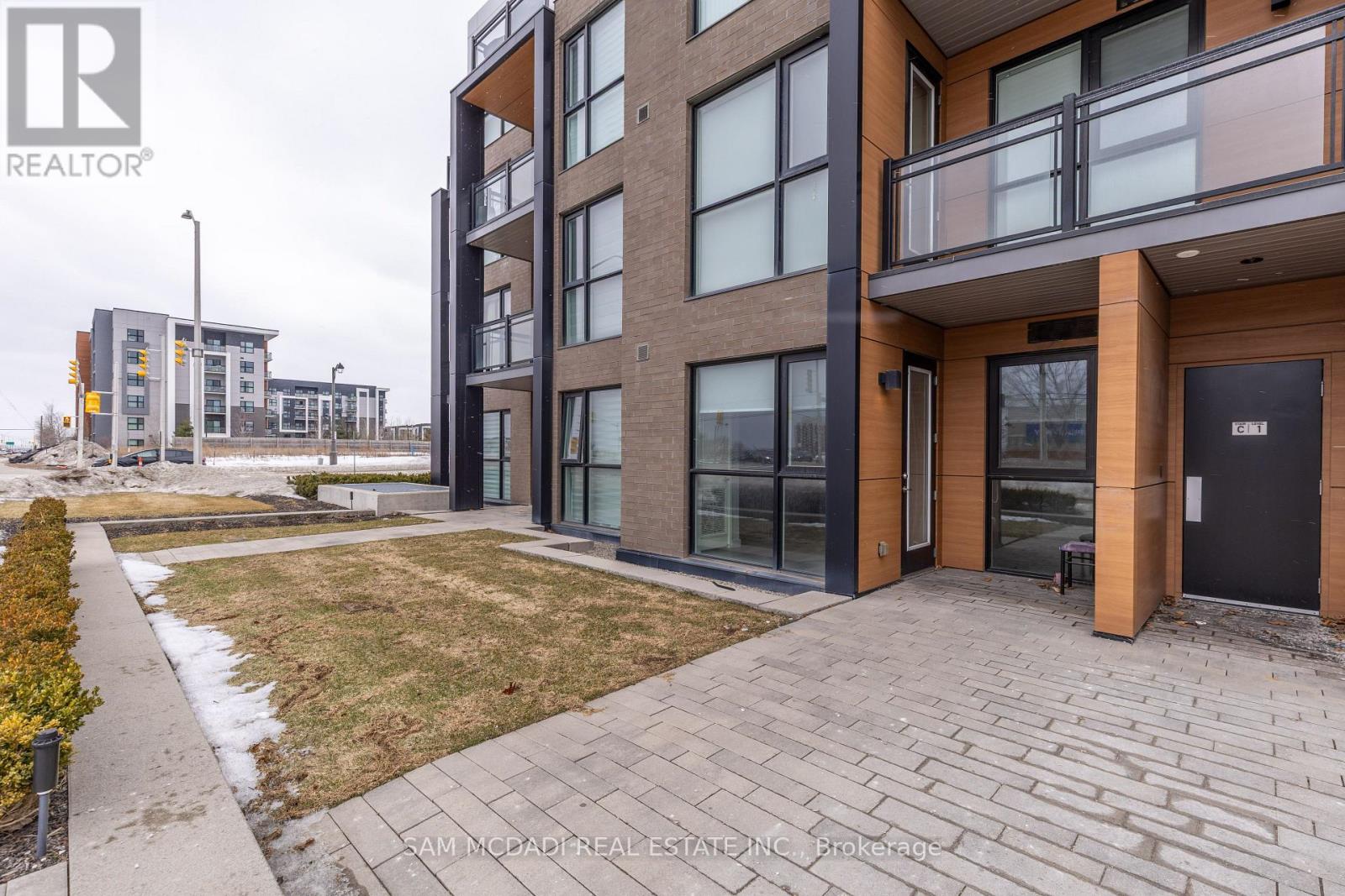 105 - 168 Sabina Drive, Oakville, Ontario  L6H 7C3 - Photo 21 - W12163818