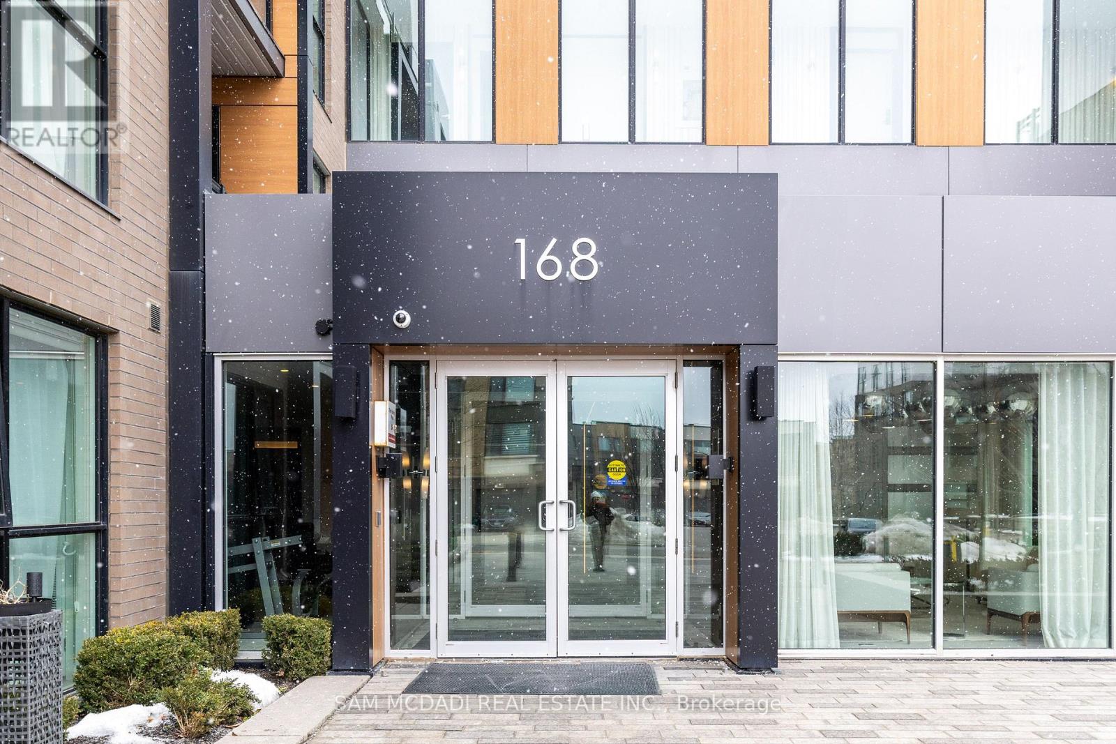 105 - 168 Sabina Drive, Oakville, Ontario  L6H 7C3 - Photo 4 - W12163818
