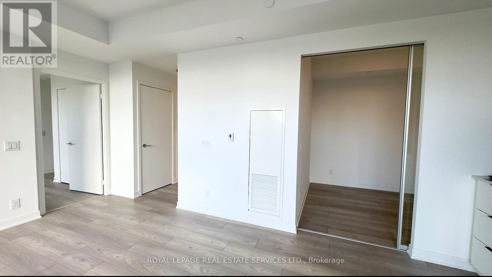 602 - 285 Dufferin Street, Toronto, Ontario  M6K 1Z7 - Photo 3 - W12163831