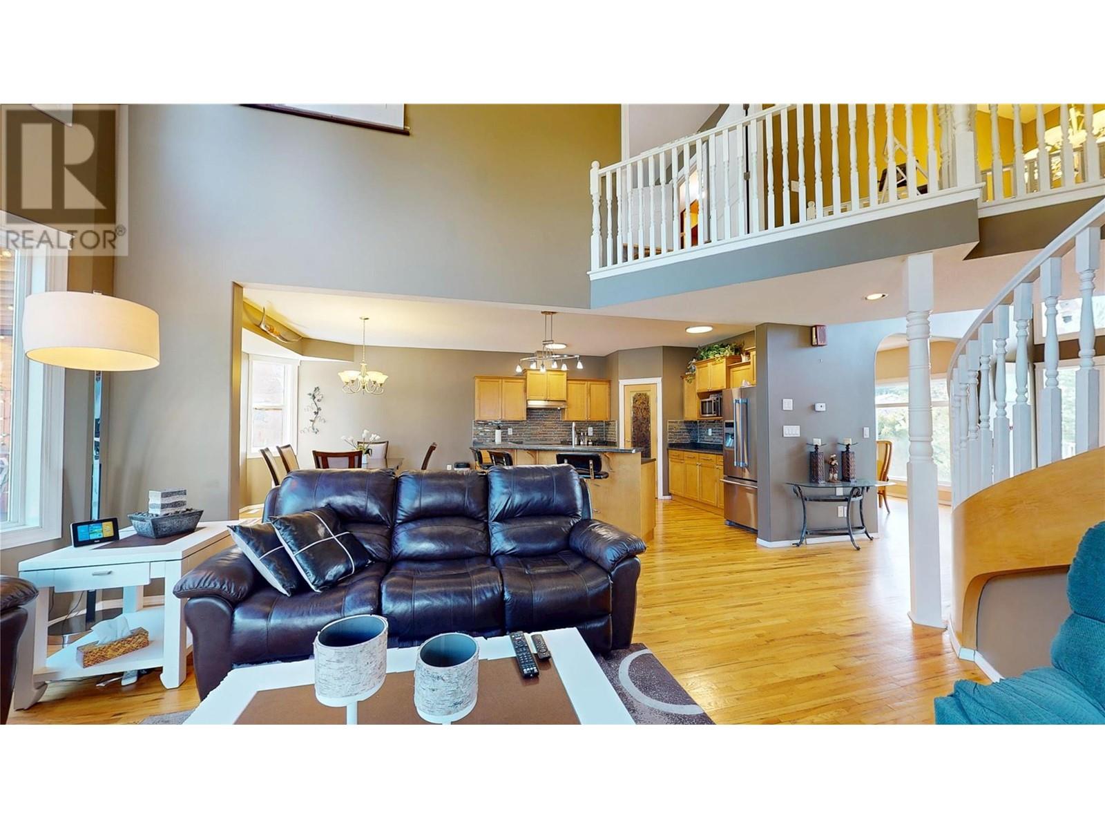 2874 Hilltop Road, Blind Bay, BC V0E1H1