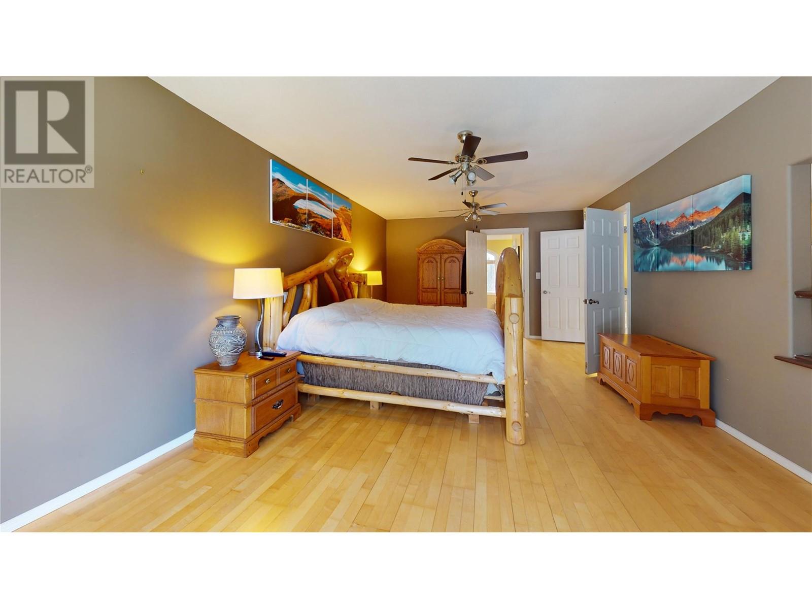 2874 Hilltop Road, Blind Bay, BC V0E1H1