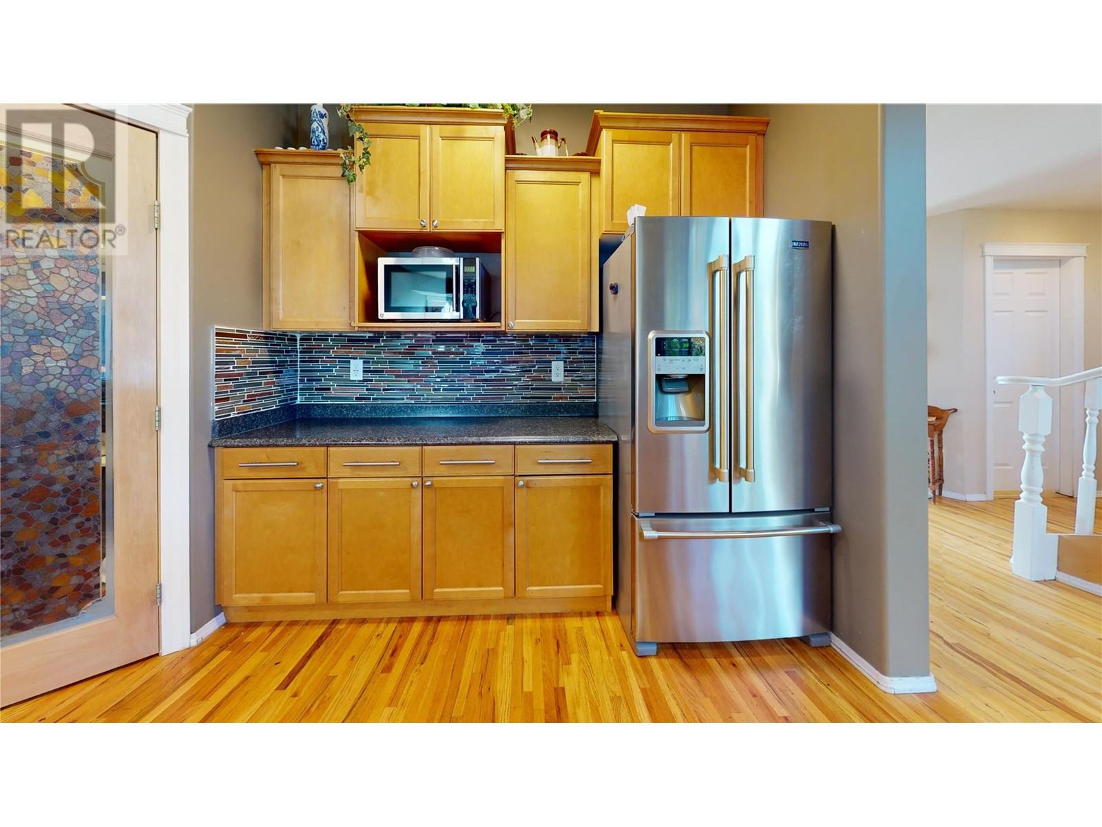 2874 Hilltop Road, Blind Bay, BC V0E1H1