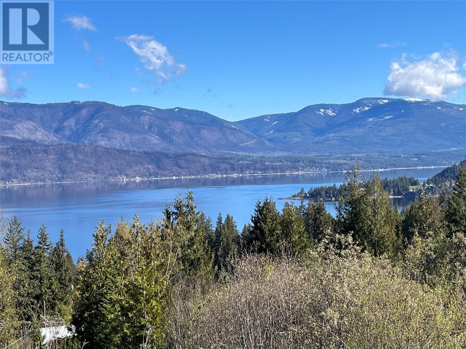 2874 Hilltop Road, Blind Bay, BC V0E1H1