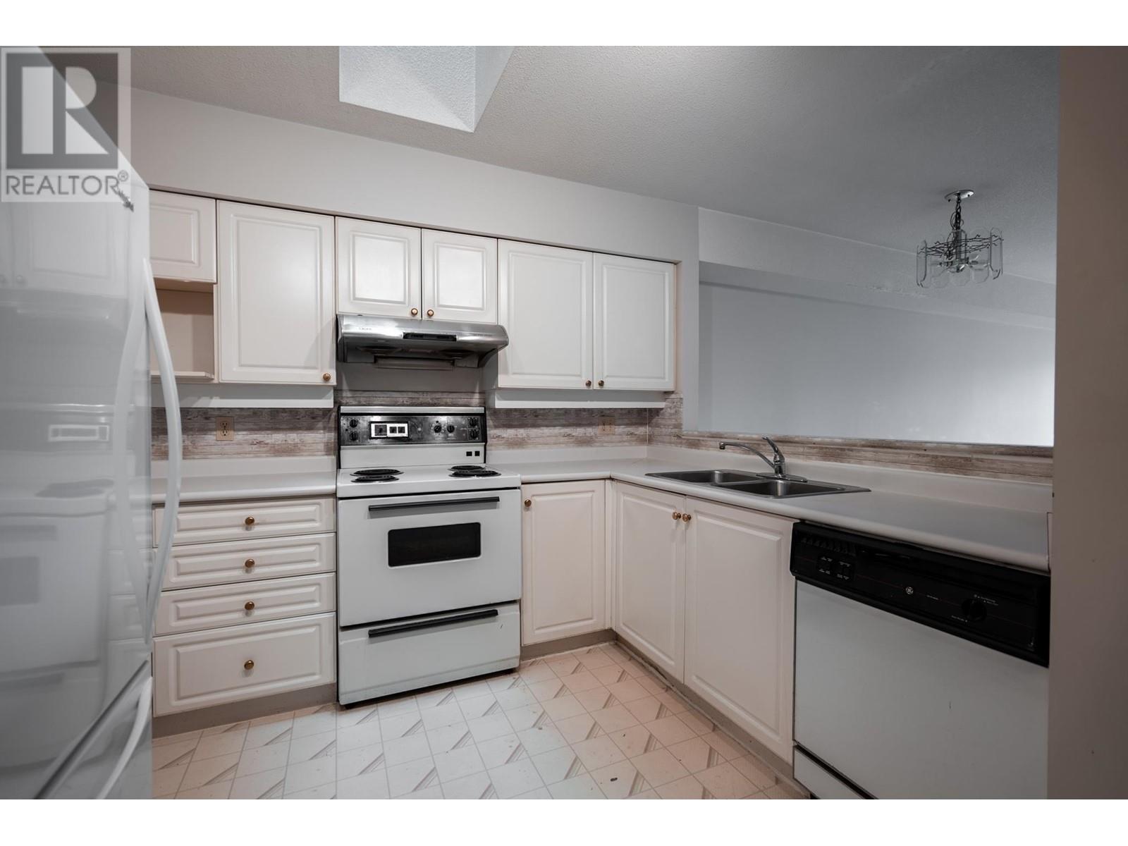 Ph6b 7025 Stride Avenue, Burnaby, British Columbia  V3N 4Y1 - Photo 12 - R3005527