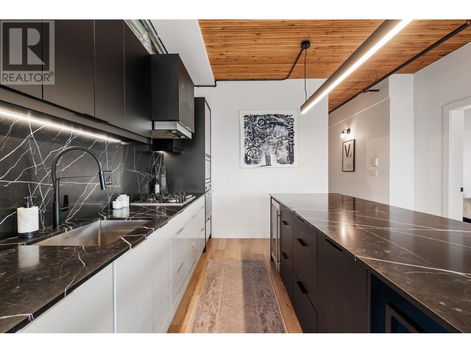 401 4223 Hastings Street, Burnaby, British Columbia  V5C 2J5 - Photo 10 - R3005542