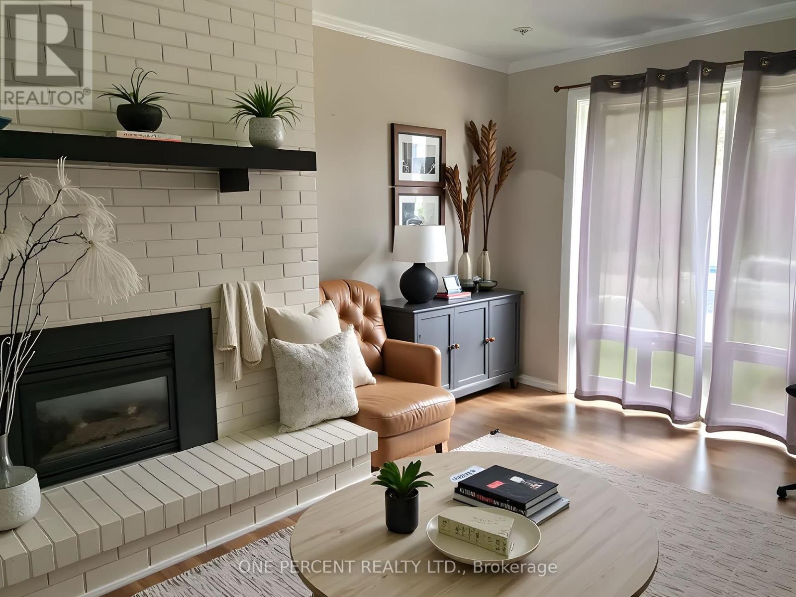 11 The Pinery Street, St. Catharines, Ontario  L2M 6M5 - Photo 5 - X12163678