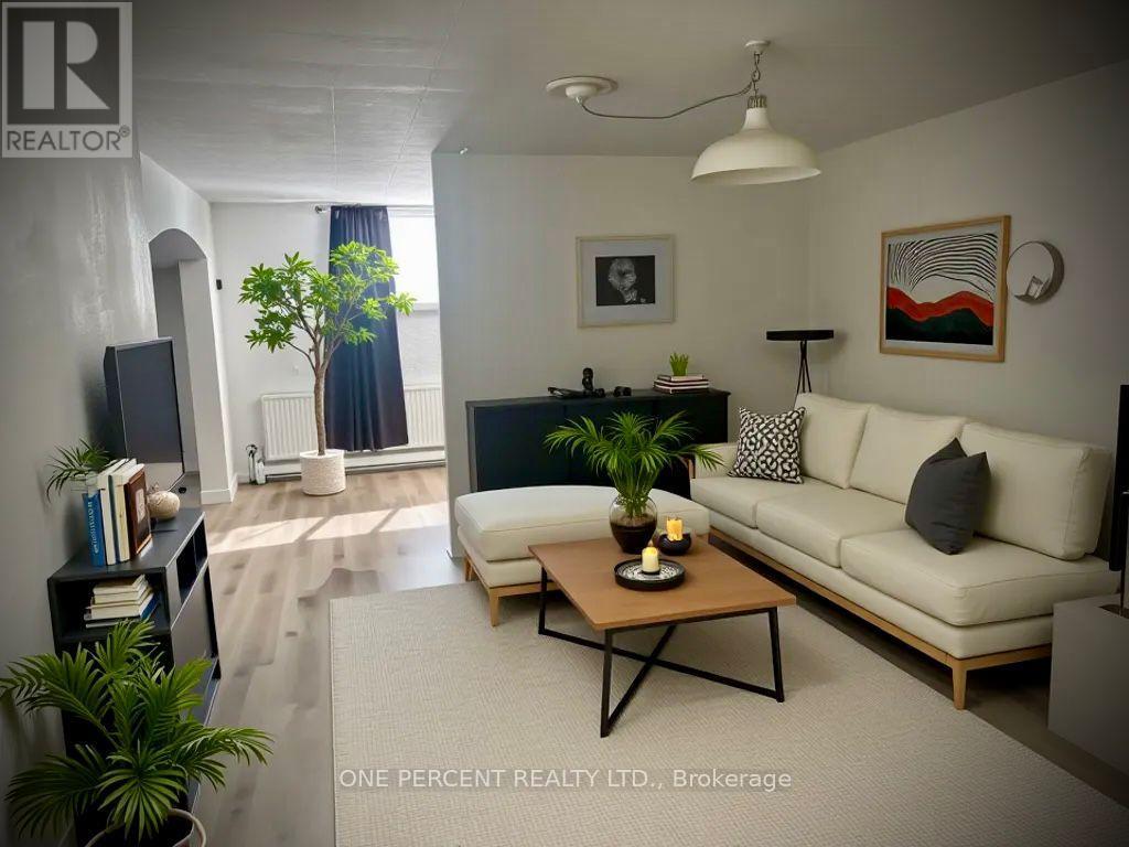 11 The Pinery Street, St. Catharines, Ontario  L2M 6M5 - Photo 6 - X12163678