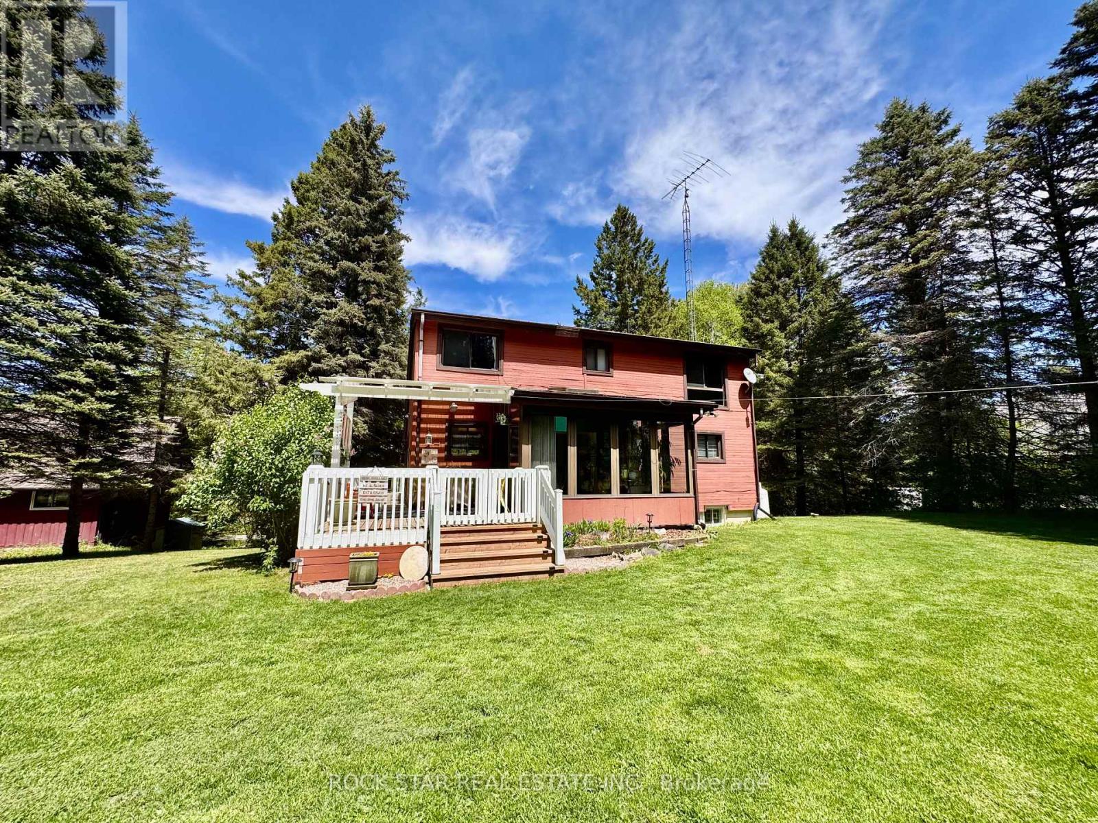 8 Pine River Crescent, Mulmur, Ontario  L9V 3H2 - Photo 5 - X12163688