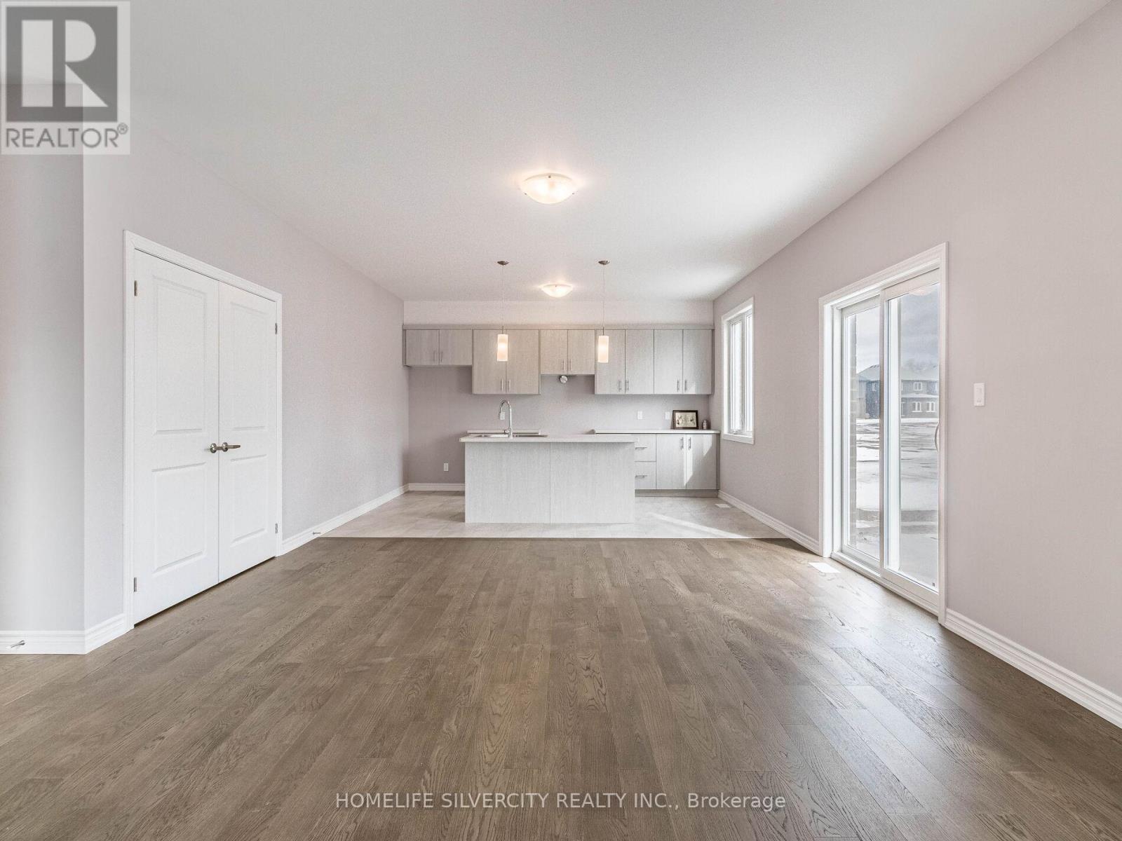 215 Southworth Street N, Welland, Ontario  L3B 1Z4 - Photo 11 - X12163702