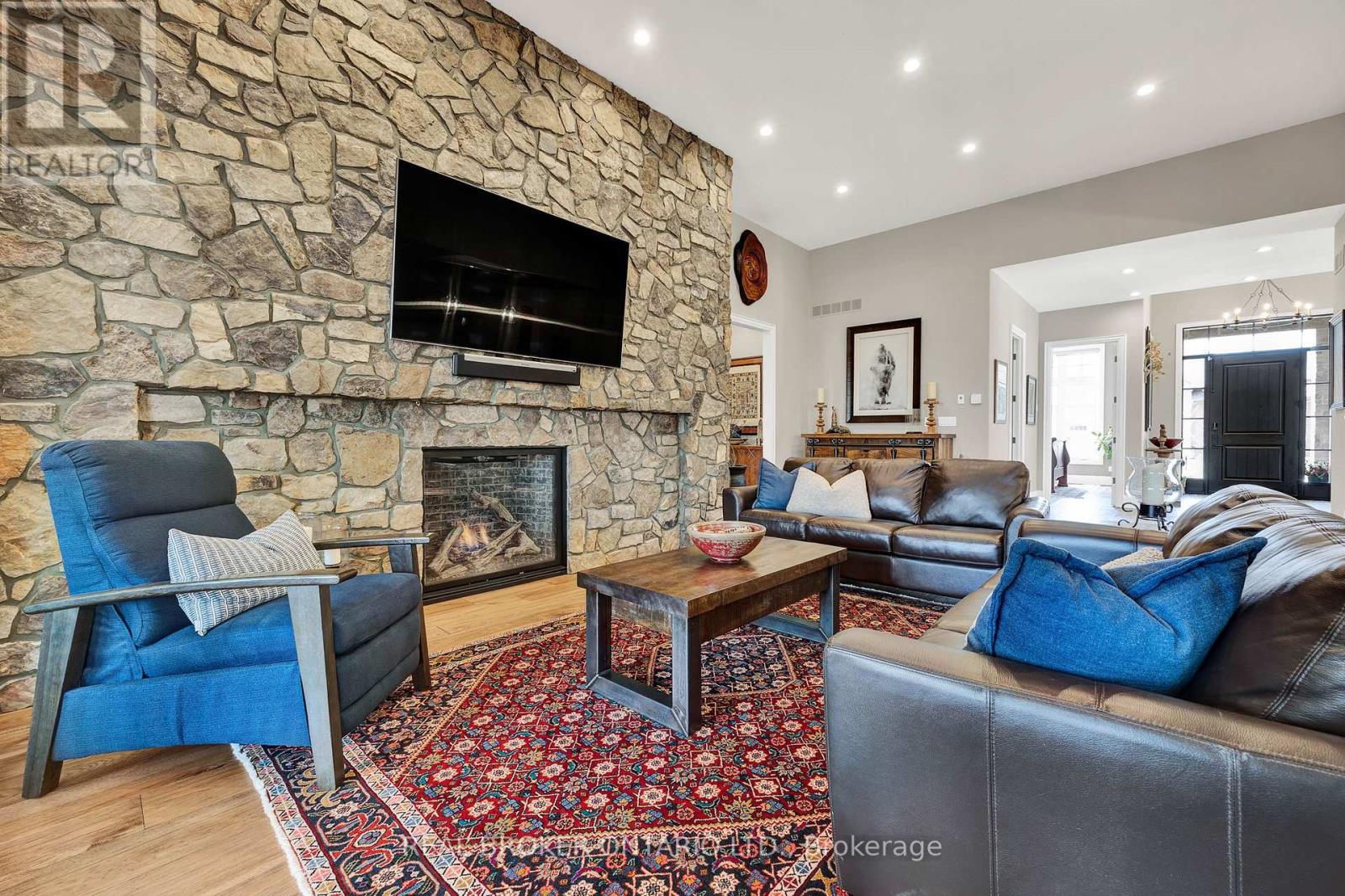 44 Pioneer Ridge Drive, Kitchener, Ontario  N2P 0G6 - Photo 11 - X12163761