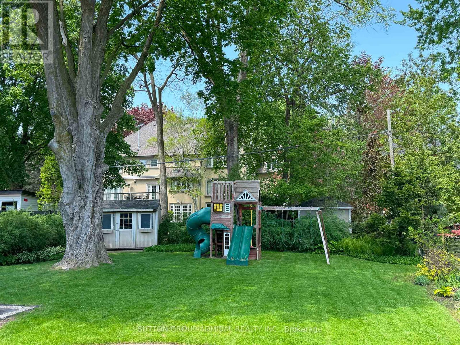 18 Hartfield Court, Toronto, Ontario  M9A 3E3 - Photo 28 - W12125414
