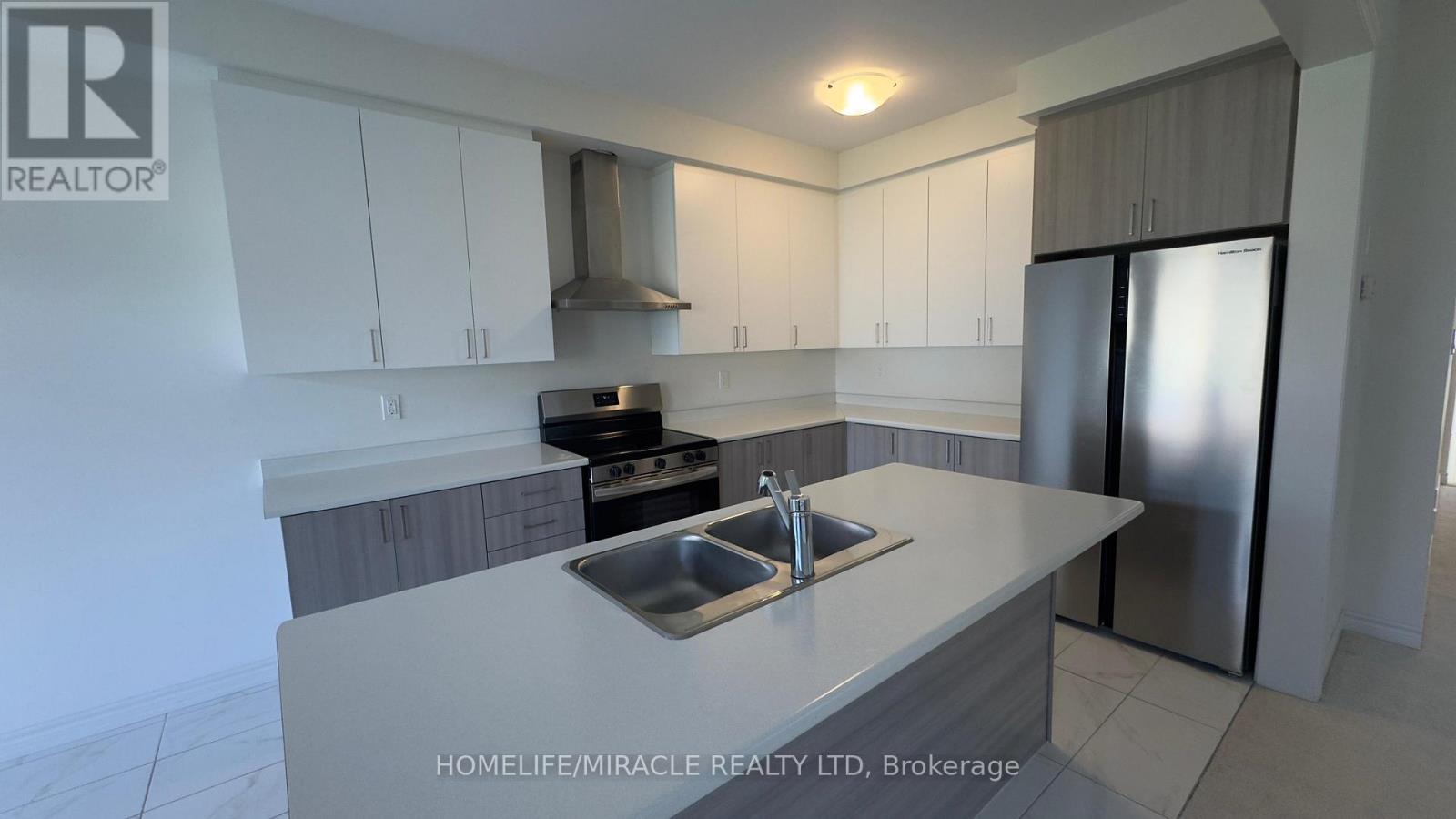 204 Povey Road, Centre Wellington, Ontario  N1M 0J7 - Photo 5 - X12163186