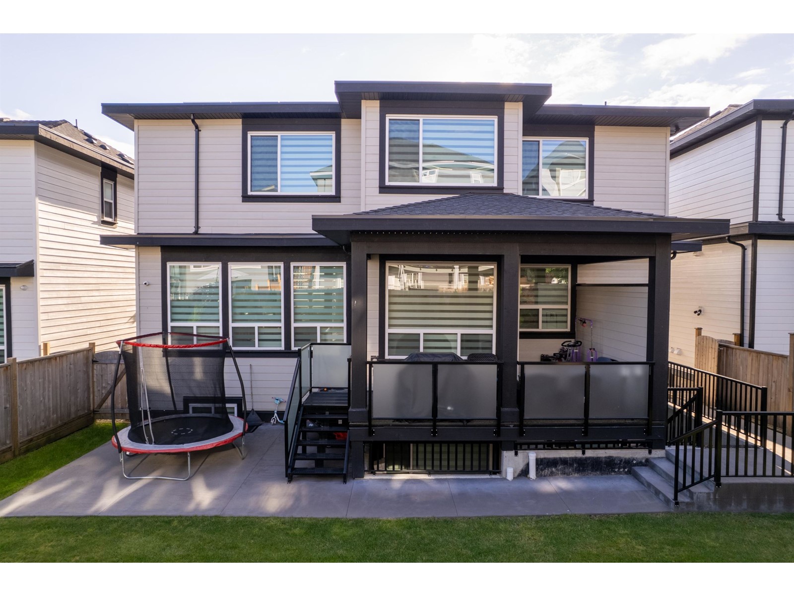 7750 154a Street, Surrey, British Columbia  V3S 1C2 - Photo 5 - R3005505