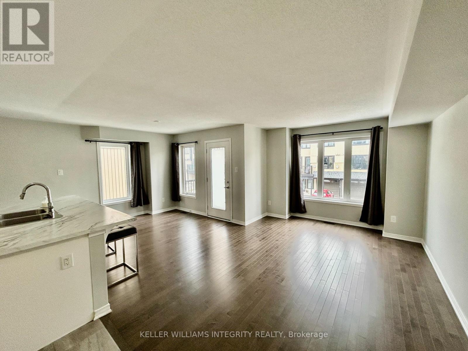 809 Element Private, Ottawa, Ontario  K2M 0A8 - Photo 7 - X12163848