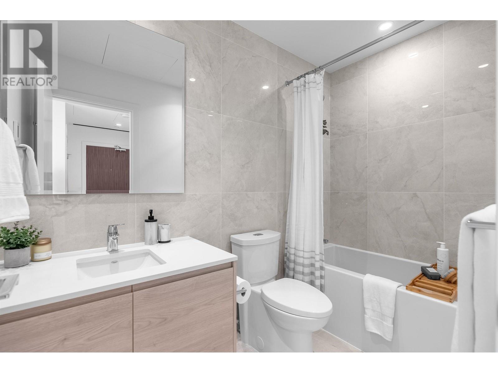 2104 660 Quayside Drive, New Westminster, British Columbia  V3M 0P1 - Photo 25 - R3004016
