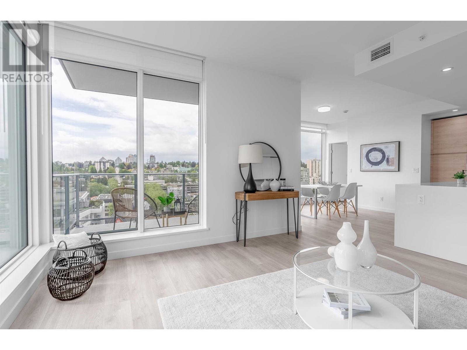 2104 660 Quayside Drive, New Westminster, British Columbia  V3M 0P1 - Photo 3 - R3004016