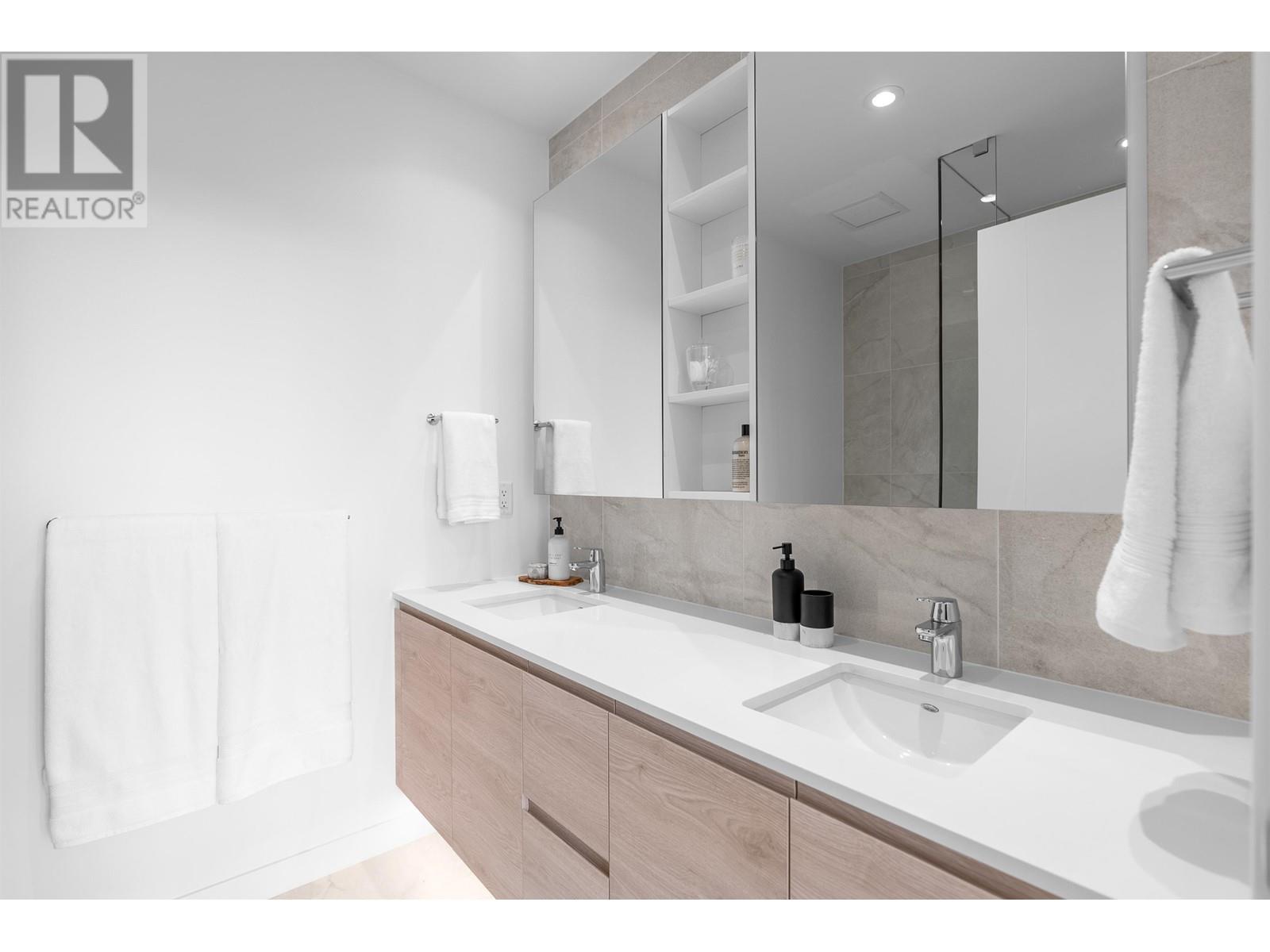 2104 660 Quayside Drive, New Westminster, British Columbia  V3M 0P1 - Photo 18 - R3004016