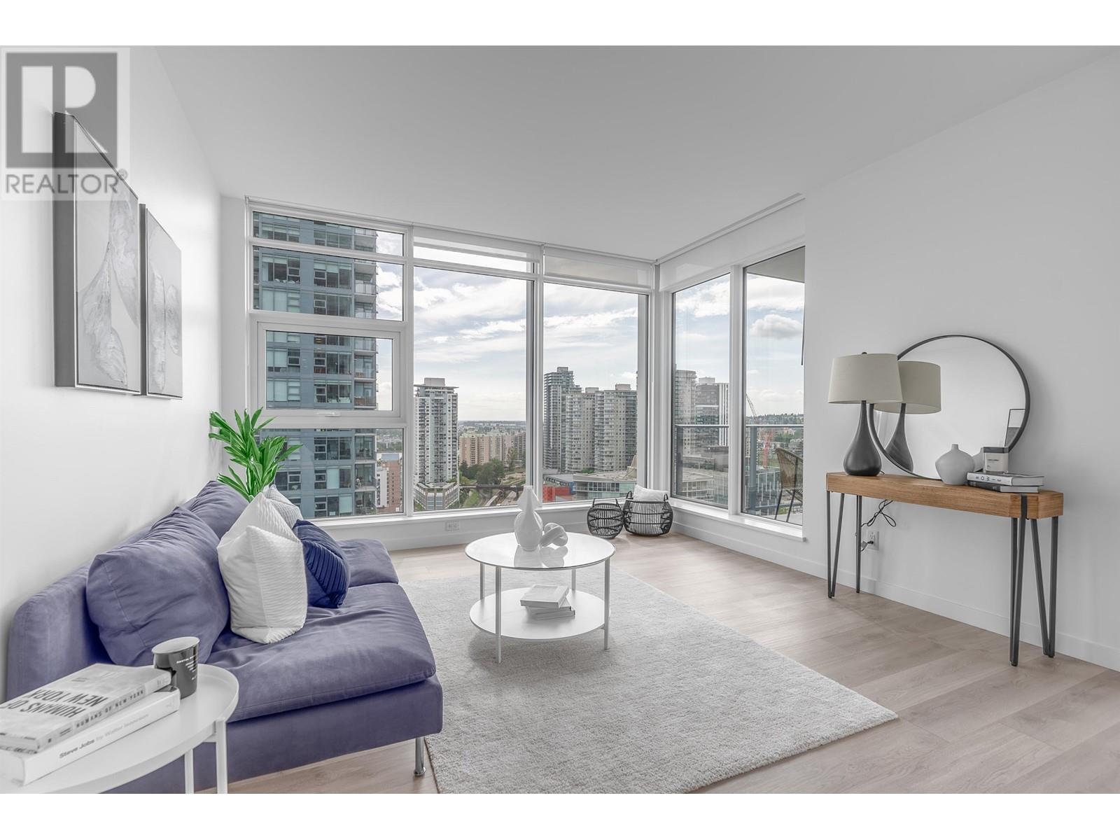 2104 660 Quayside Drive, New Westminster, British Columbia  V3M 0P1 - Photo 2 - R3004016