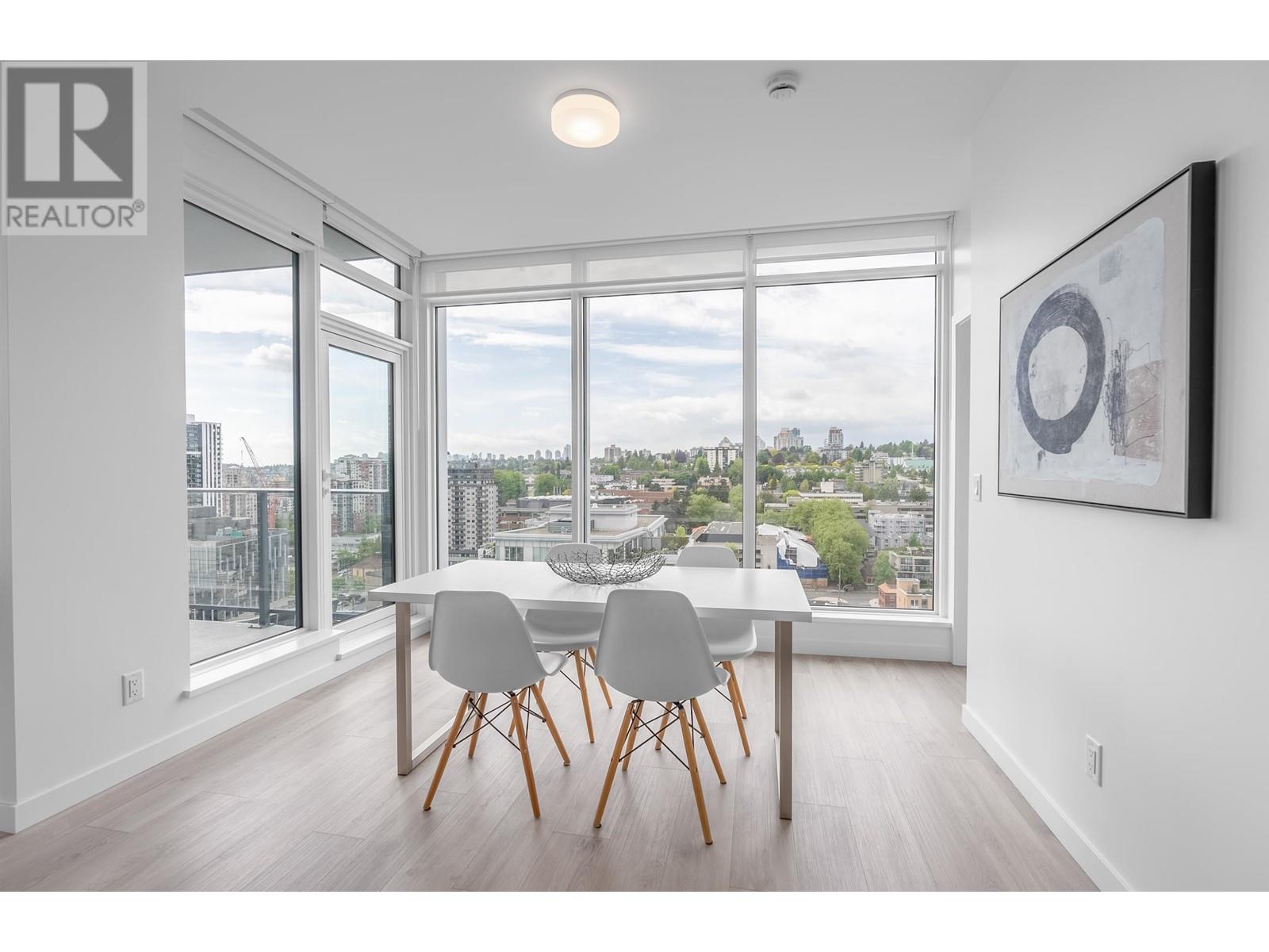 2104 660 Quayside Drive, New Westminster, British Columbia  V3M 0P1 - Photo 4 - R3004016