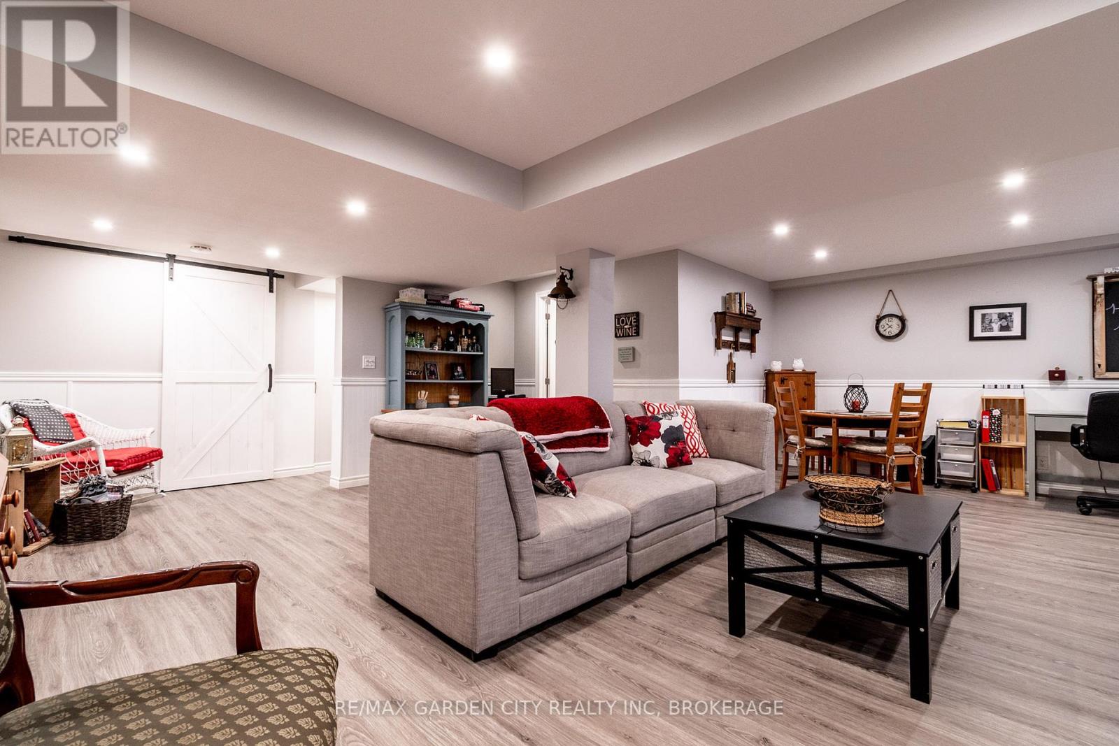 7 Fox Trail Drive, St. Catharines, Ontario  L2S 3T7 - Photo 21 - X12051574