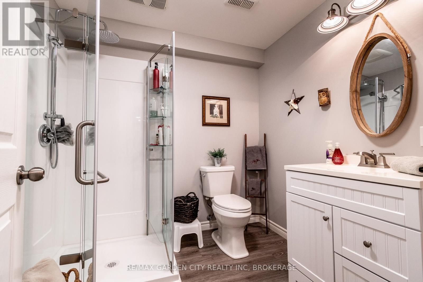 7 Fox Trail Drive, St. Catharines, Ontario  L2S 3T7 - Photo 27 - X12051574