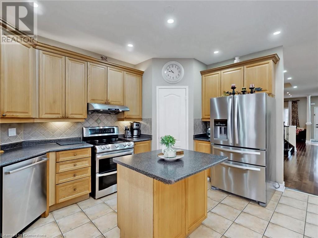 60 Fandor Way, Brampton, Ontario  L7A 2H1 - Photo 11 - 40730719