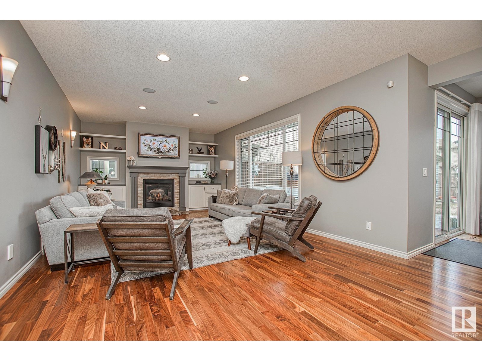 Property at 3279 WHITELAW DR NW image 5