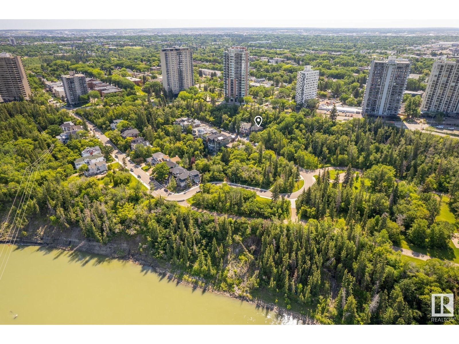 10065 90 Av Nw, Edmonton, Alberta  T6E 4X2 - Photo 44 - E4437641