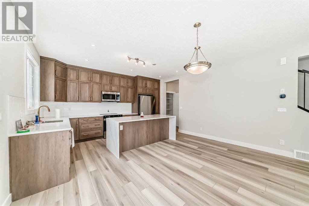 1062 Southwinds Green Sw, Airdrie, Alberta  T4B 5S3 - Photo 8 - A2195931