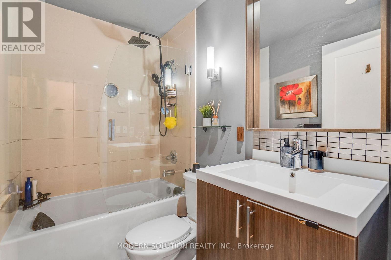210 - 18 Graydon Hall Drive, Toronto, Ontario  M3A 0A4 - Photo 24 - C12163867