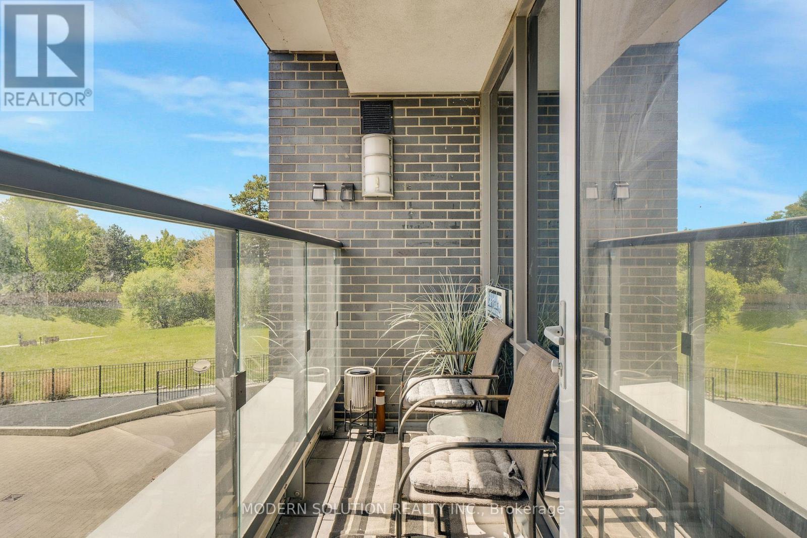 210 - 18 Graydon Hall Drive, Toronto, Ontario  M3A 0A4 - Photo 26 - C12163867