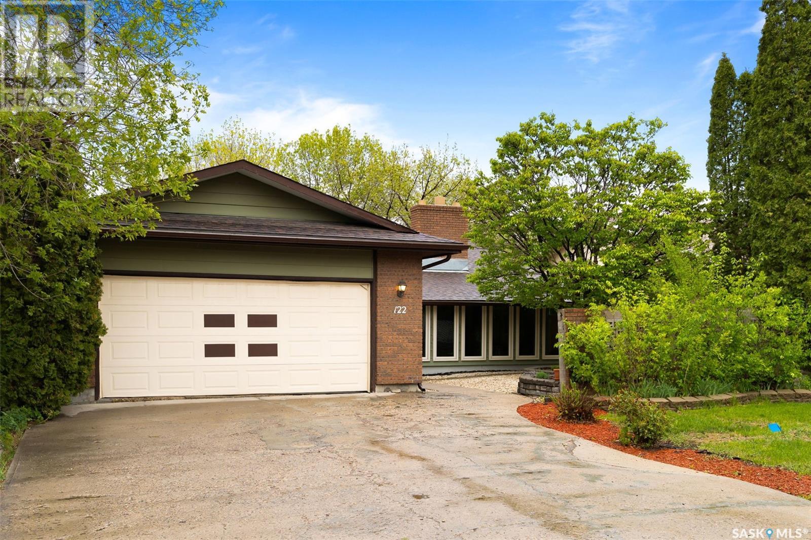 122 Michener DRIVE, Regina, Saskatchewan