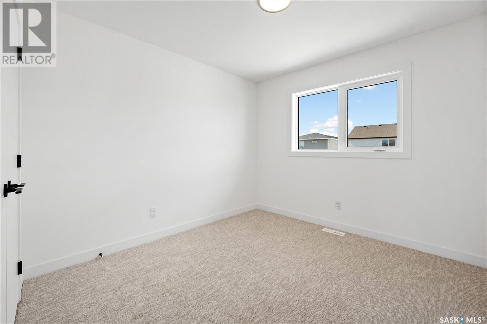 166 Taube Avenue, Saskatoon, Saskatchewan  S7V 1L6 - Photo 24 - SK006581