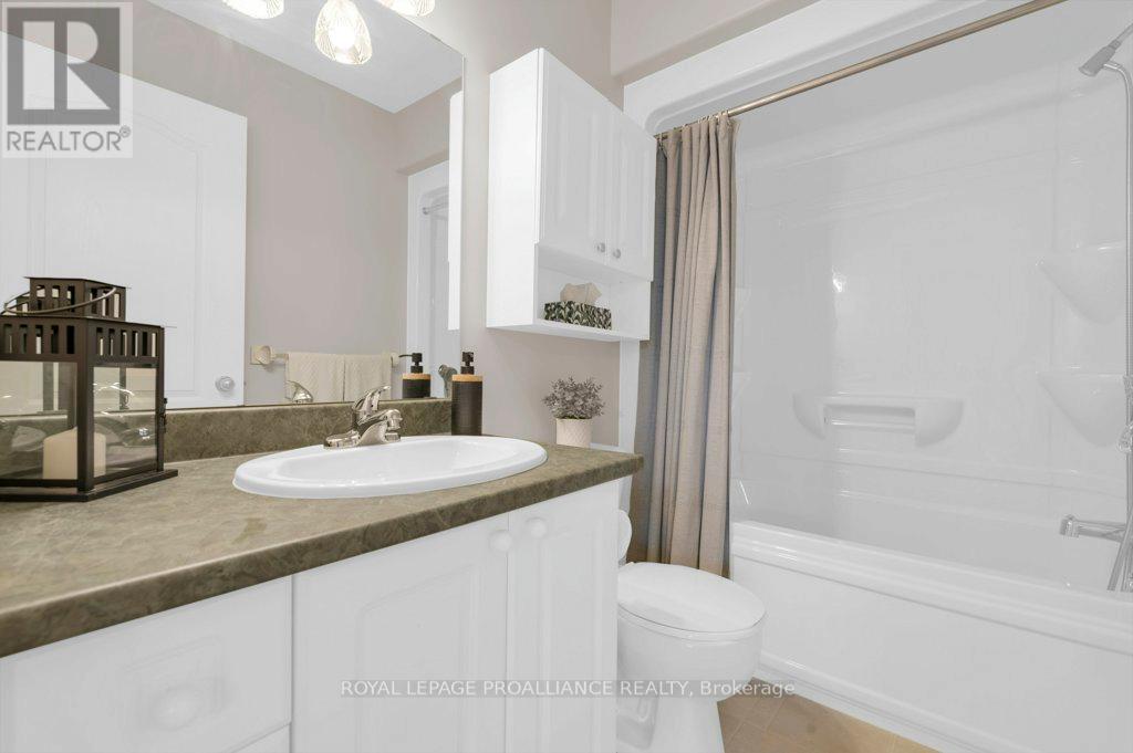 60 Hemlock Crescent, Belleville, Ontario  K8N 5Y2 - Photo 23 - X12163929