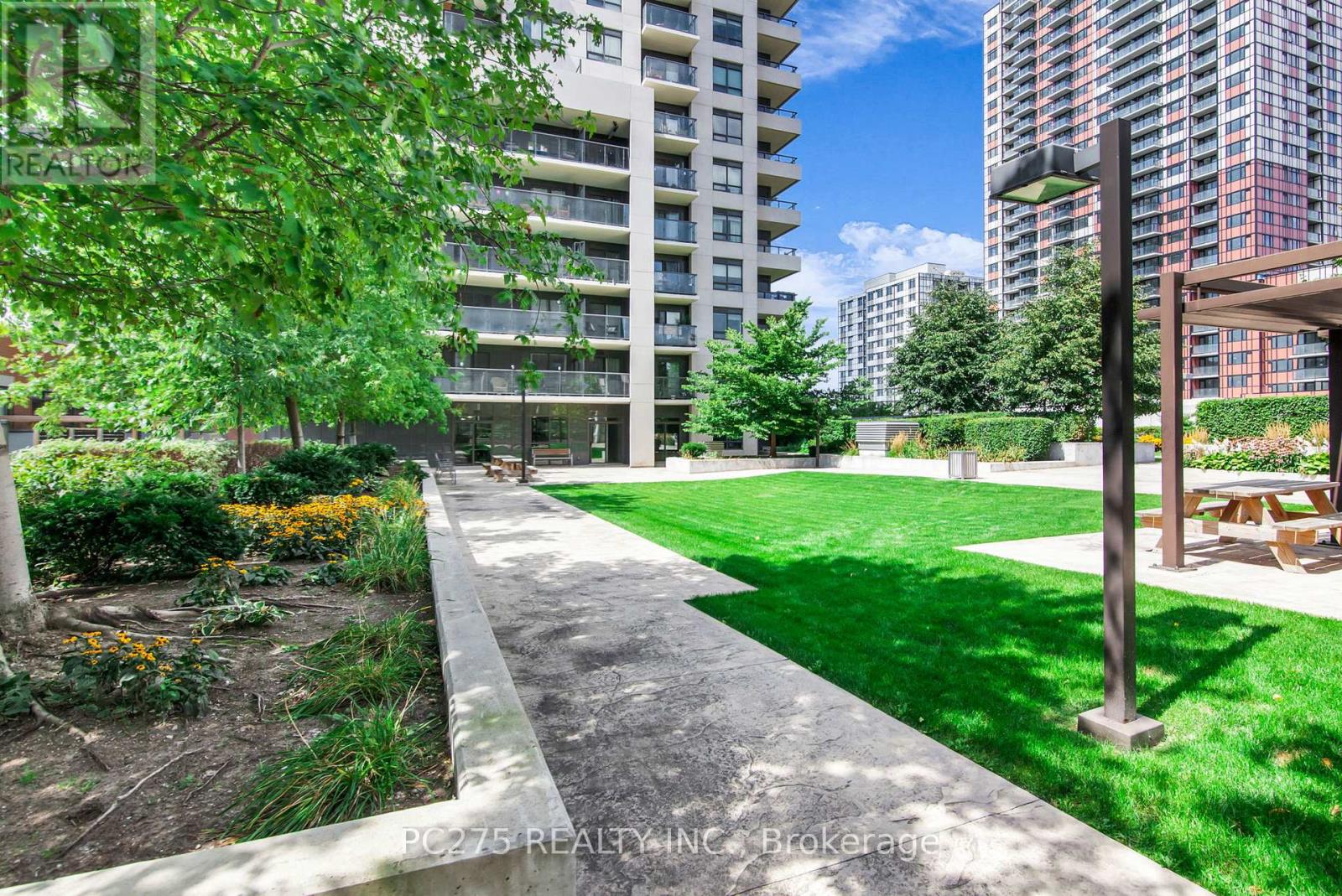 2708 - 1410 Dupont Street, Toronto, Ontario  M6H 0B6 - Photo 37 - W12163876