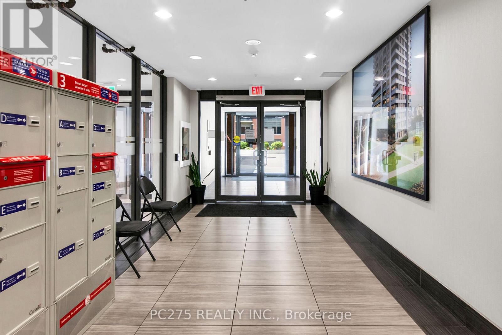2708 - 1410 Dupont Street, Toronto, Ontario  M6H 0B6 - Photo 5 - W12163876