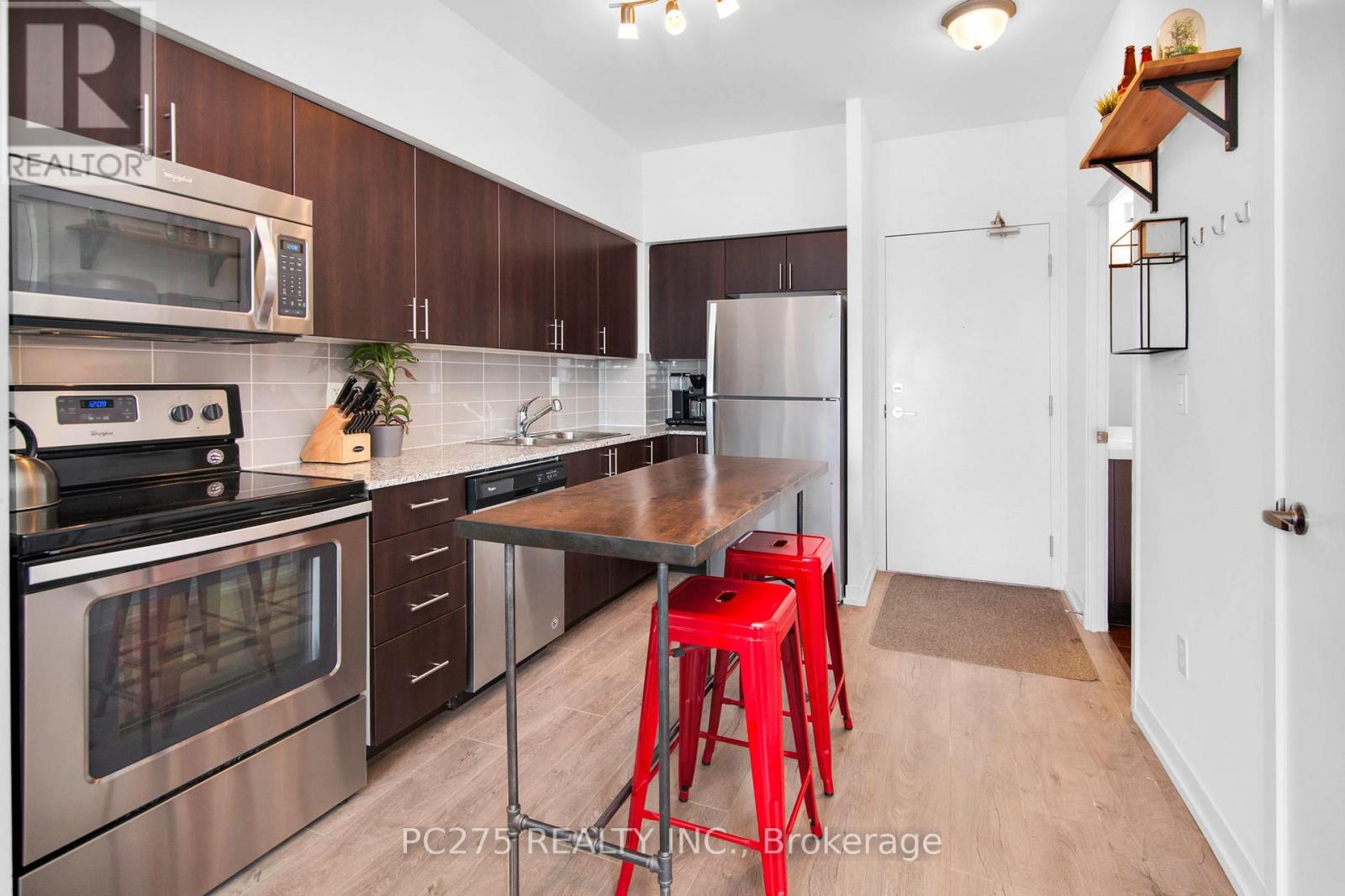 2708 - 1410 Dupont Street, Toronto, Ontario  M6H 0B6 - Photo 9 - W12163876