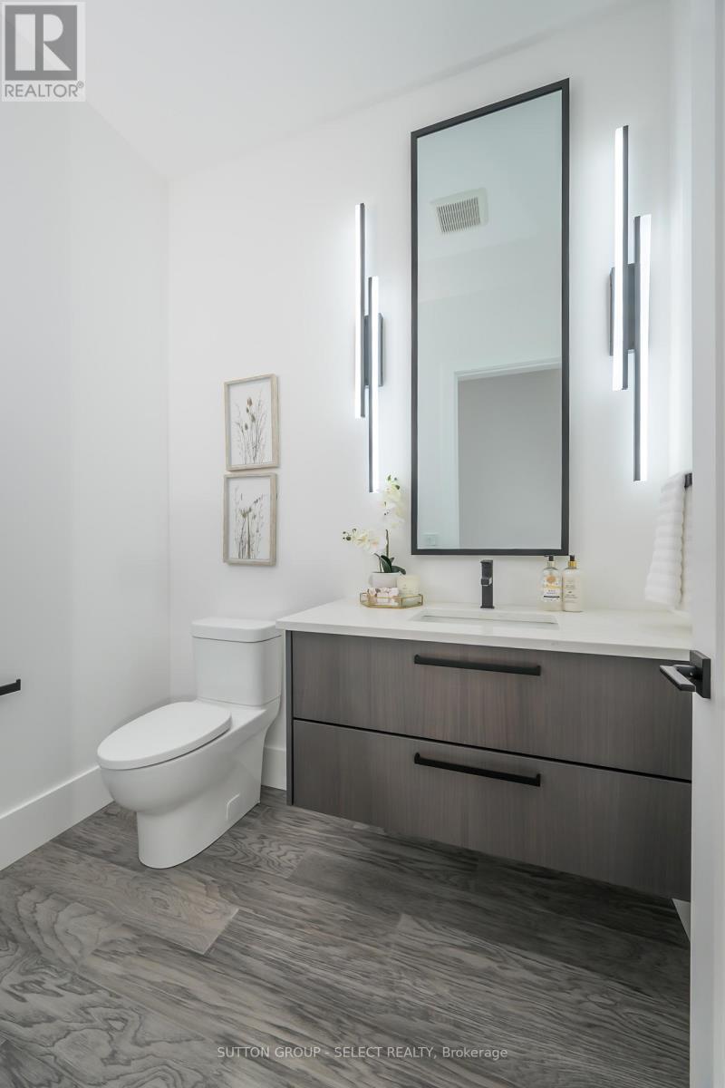 7128 Silver Creek Circle, London South (South V), Ontario  N6P 0G9 - Photo 22 - X12163960