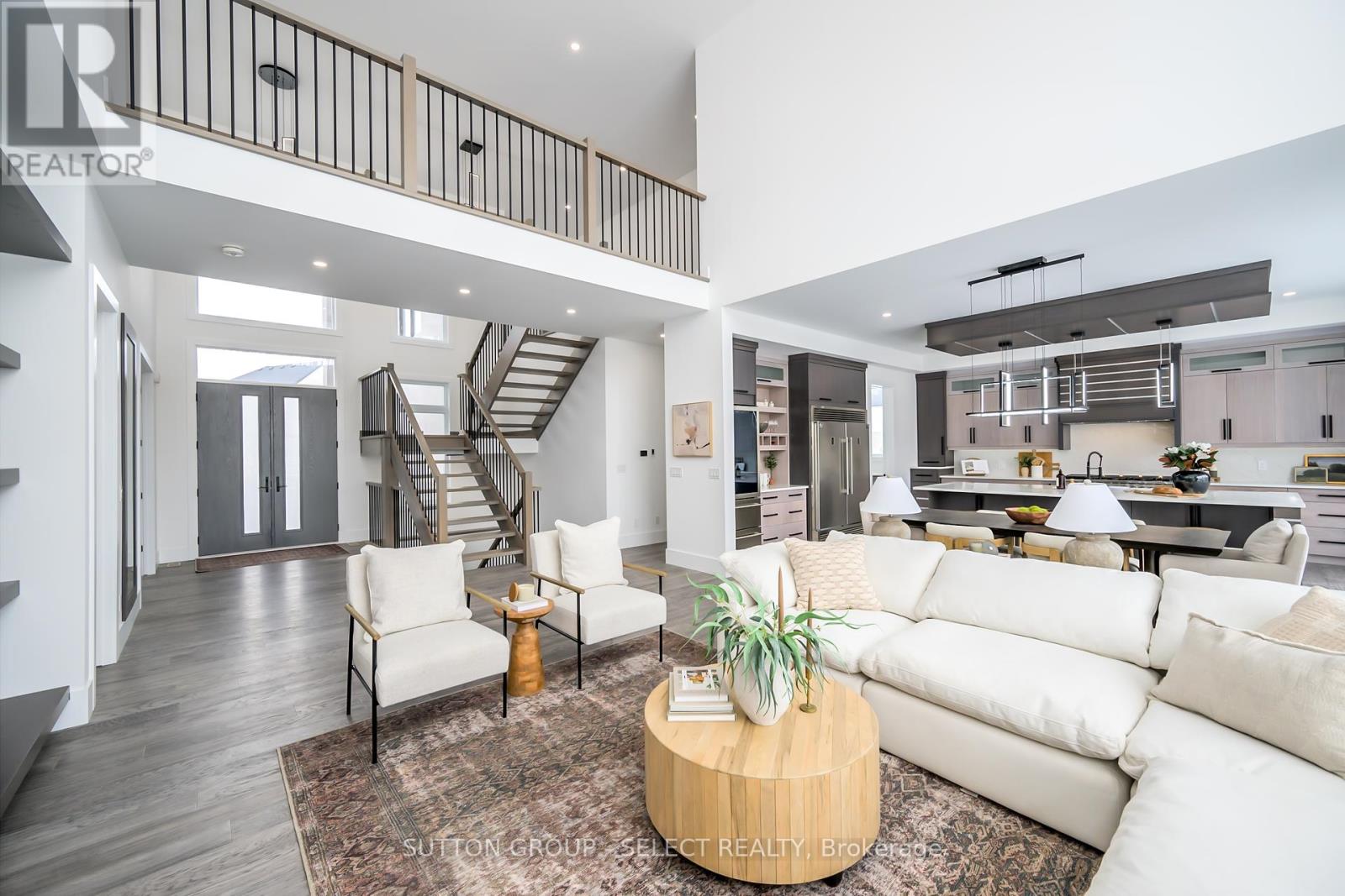 7128 Silver Creek Circle, London South (South V), Ontario  N6P 0G9 - Photo 7 - X12163960