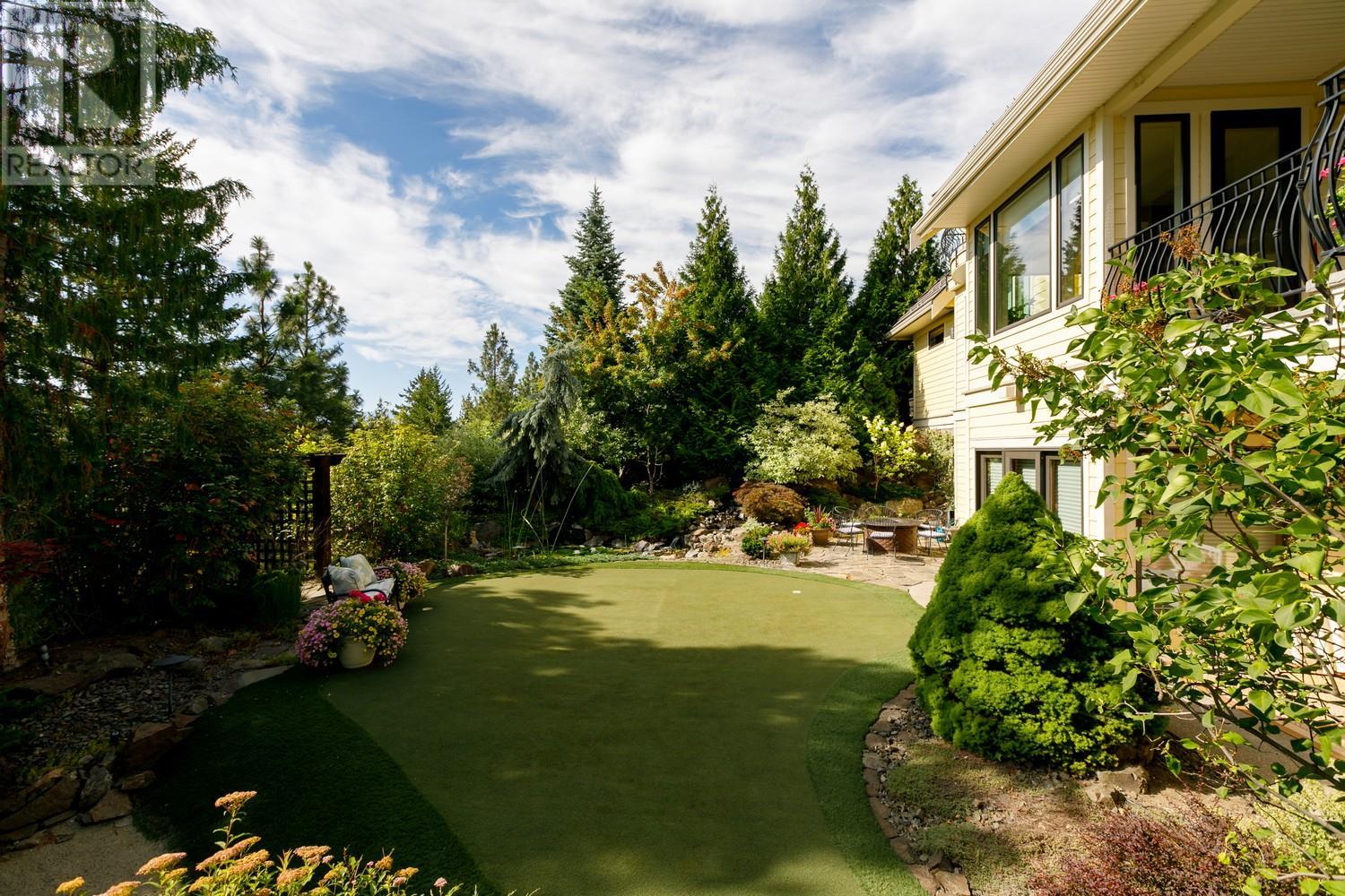 Property at 427 Long Ridge Drive image 5