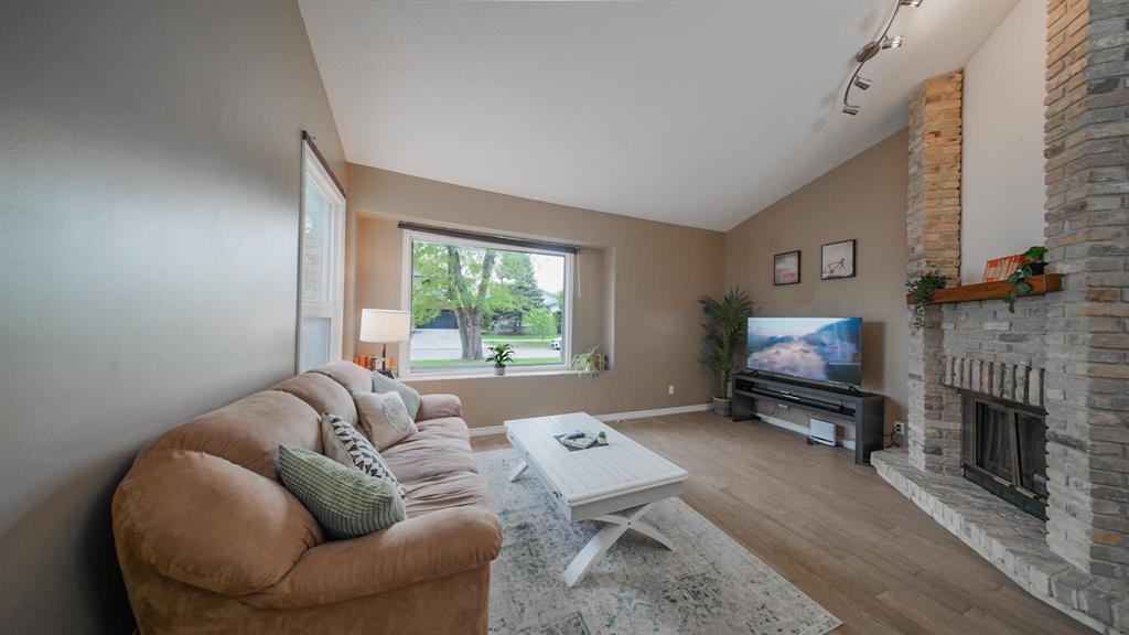 142 Birchbark Bay, Winnipeg, Manitoba  R2V 4P3 - Photo 18 - 202511409