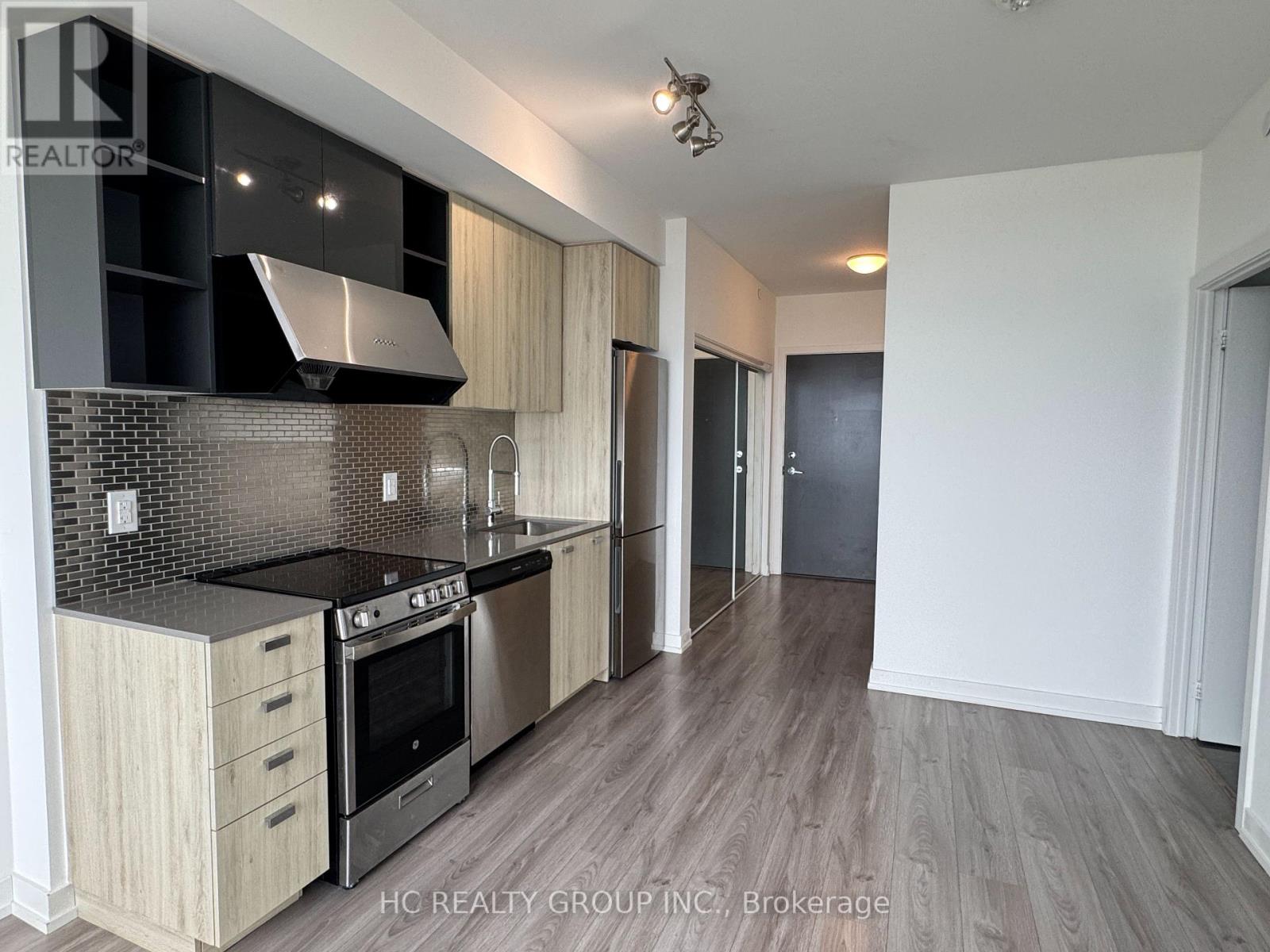 1306 - 10 De Boers Drive, Toronto, Ontario  M3J 0H1 - Photo 5 - W12163856
