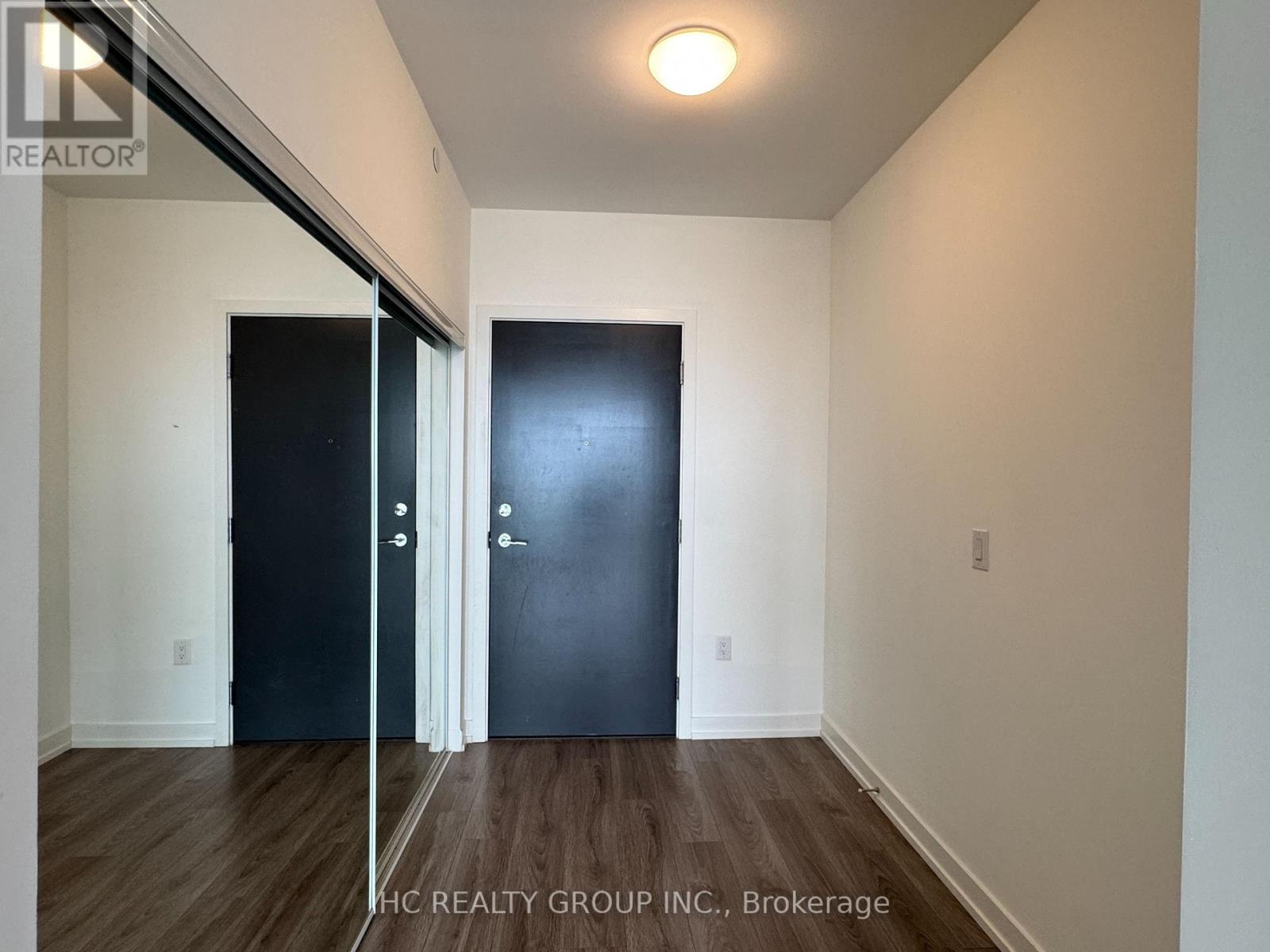 1306 - 10 De Boers Drive, Toronto, Ontario  M3J 0H1 - Photo 6 - W12163856
