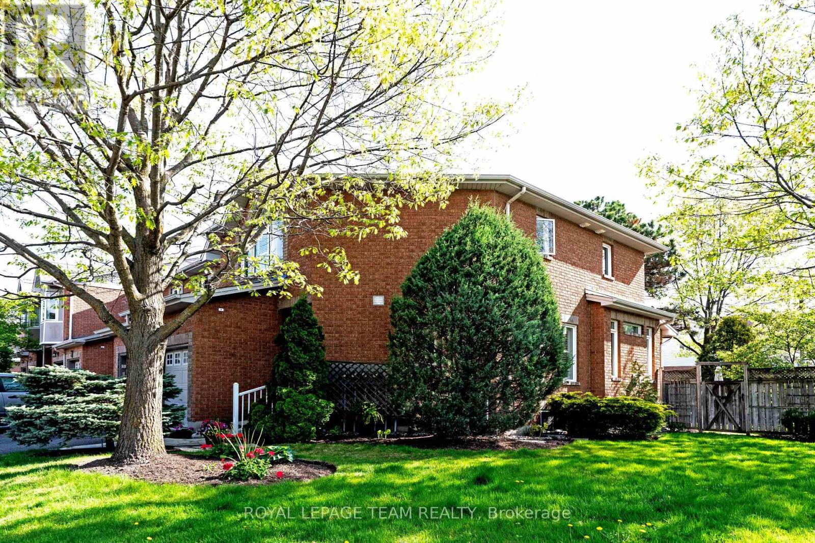 Property at 59 GREAT OAK PRIVATE image 2