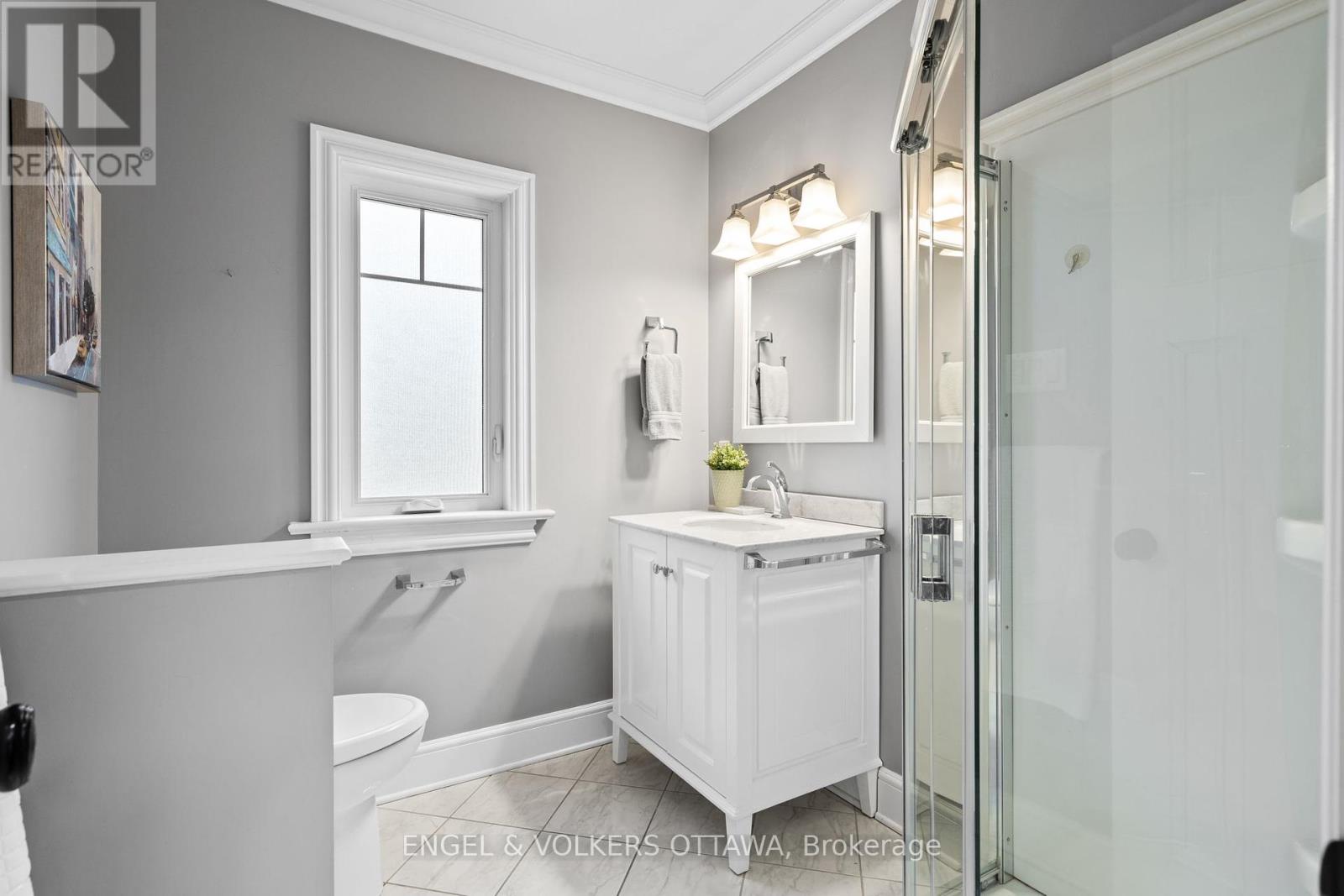 498 Queen Elizabeth Drive, Ottawa, Ontario  K1S 3N4 - Photo 27 - X12163943
