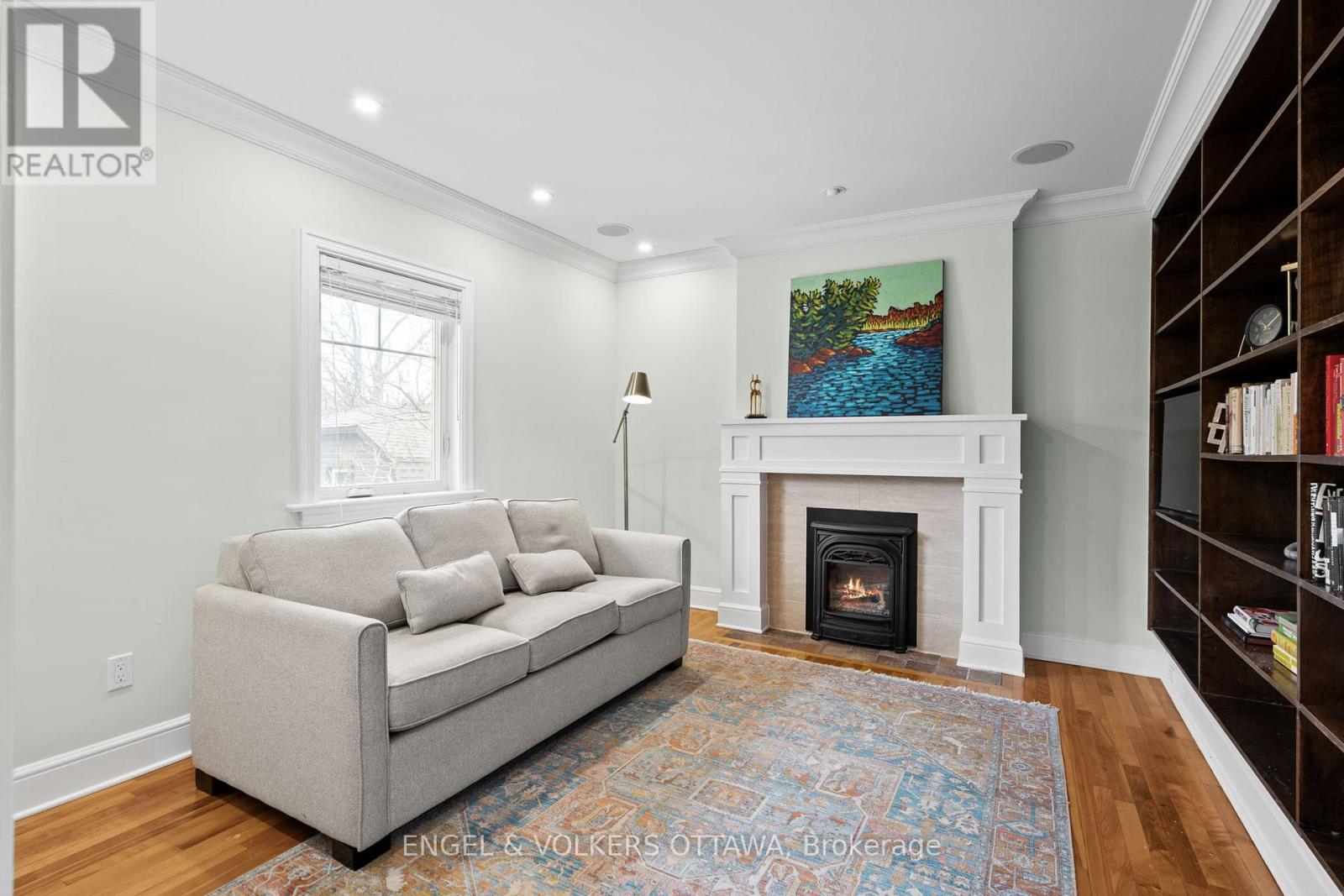498 Queen Elizabeth Drive, Ottawa, Ontario  K1S 3N4 - Photo 30 - X12163943