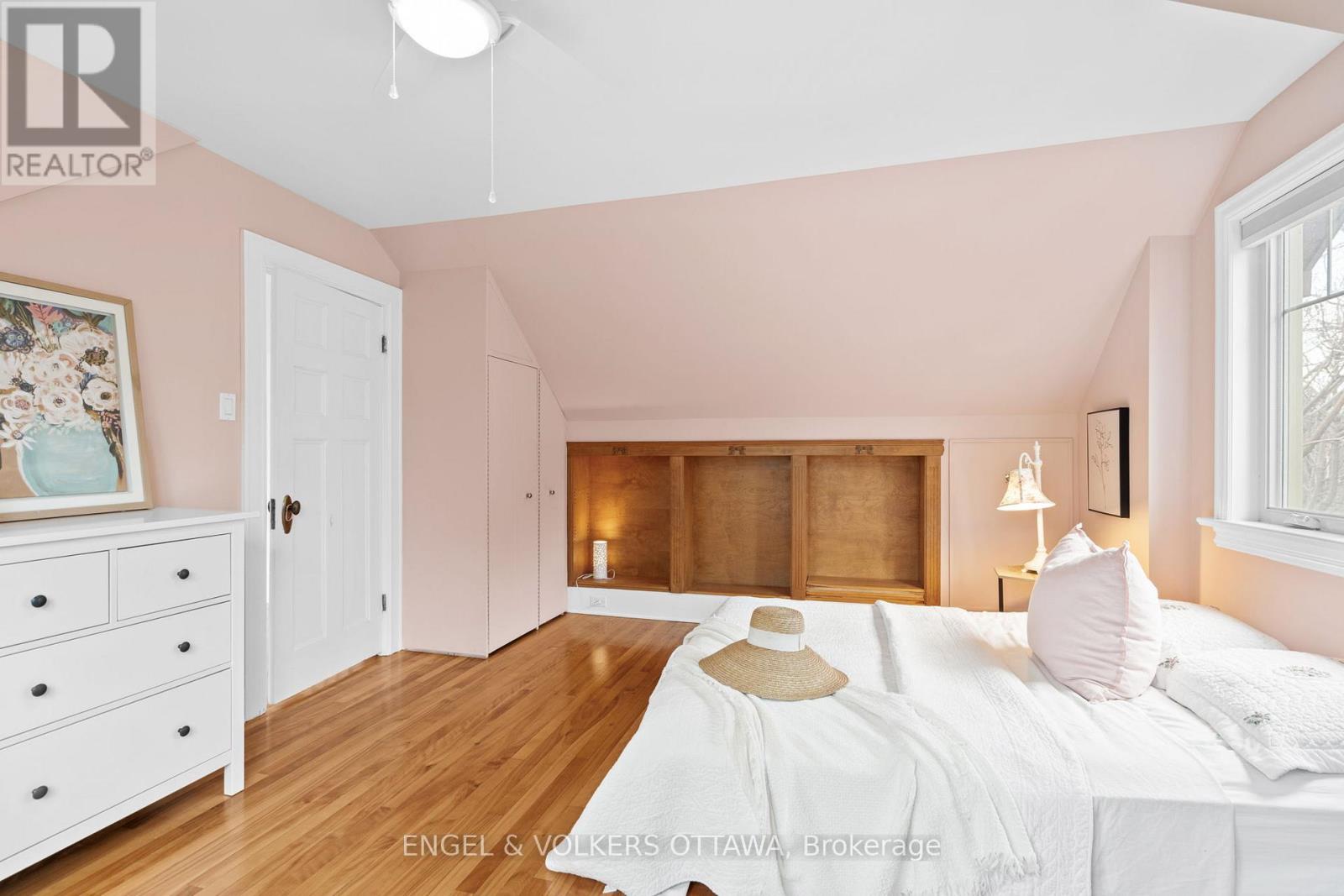 498 Queen Elizabeth Drive, Ottawa, Ontario  K1S 3N4 - Photo 34 - X12163943