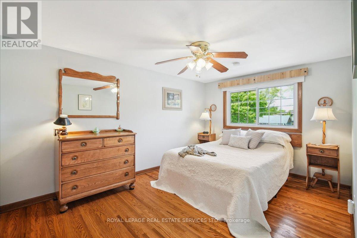 355 Hampton Heath Road, Burlington, Ontario  L7L 4R1 - Photo 6 - W12163673